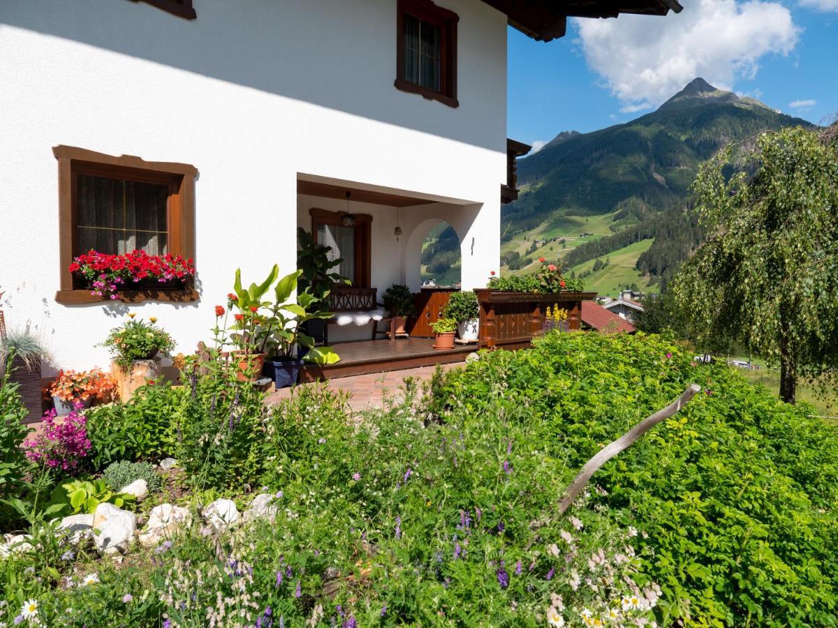Apartamento Haus Marianne Sankt Jakob in Defereggen Exterior foto